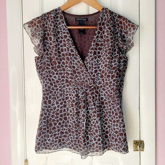 Kenneth Cole 100% Silk Chain Crossover V-Neck Blouse w/ Butterfly Sleeves Sz 2 - Picture 2 of 9